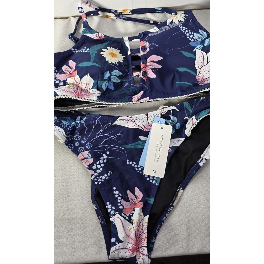 Women's NEW Floral Two Piece Swimwear / Bathing Suit - Size Medium